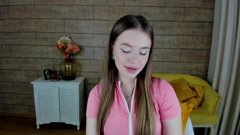 MilanaBalmain online show from January 27, 2025, 7:24 am