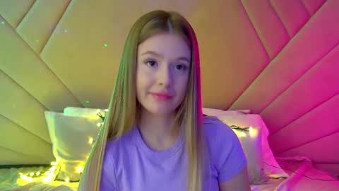 MilanaBalmain online show from March 8, 2025, 8:00 am