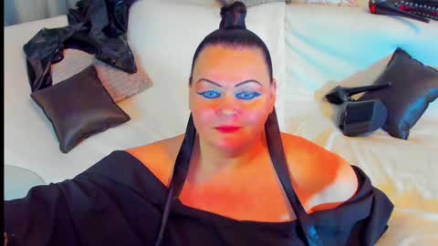 Lana online show from December 4, 2024, 5:55 pm