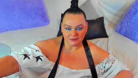 Lana online show from January 9, 2025, 2:51 pm