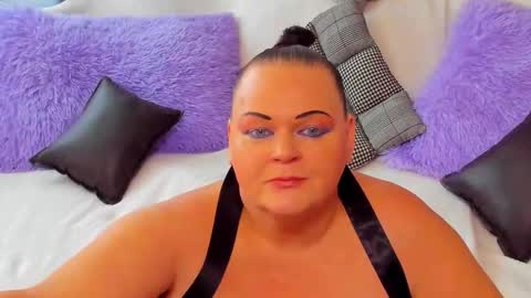 Lana online show from October 5, 2025, 11:30 am