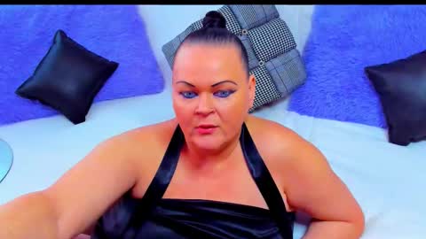 Snapshot of milanabiegert chatting on November 25, 2025, 9:09 am Lana online show from November 25, 2025, 9:09 am