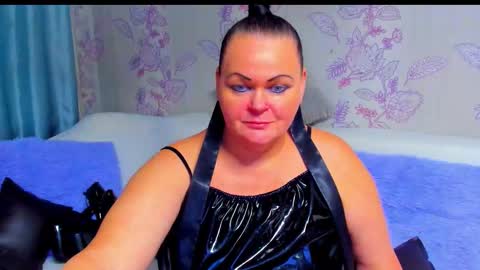 Snapshot of milanabiegert chatting on November 30, 2025, 7:51 pm Lana online show from November 30, 2025, 7:51 pm