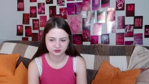 milanaroz online show from February 2, 2025, 6:15 am