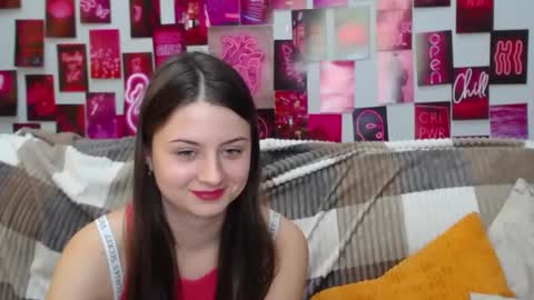 milanaroz online show from February 10, 2025, 12:08 pm