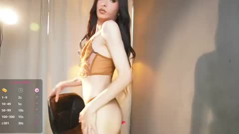 Snapshot of milansantana24 chatting on July 19, 2026, 10:35 pm MILAN SANTANA online show from July 19, 2026, 10:35 pm
