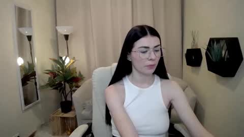 milasecretsss online show from January 18, 2026, 7:12 am