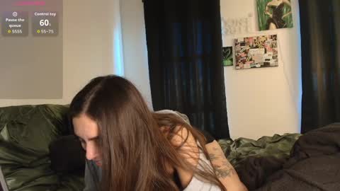 Mila online show from April 3, 2026, 1:14 am