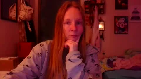 Snapshot of milastoned chatting on April 14, 2026, 2:56 pm Mila online show from April 14, 2026, 2:56 pm