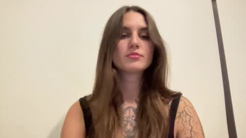 Snapshot of milatease chatting on February 23, 2026, 9:56 pm Mila online show from February 23, 2026, 9:56 pm