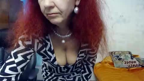 Snapshot of milayadflow chatting on May 31, 2026, 8:54 pm MilayaDFlow online show from May 31, 2026, 8:54 pm