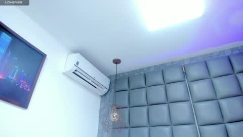 Milena  online show from February 4, 2025, 3:54 am