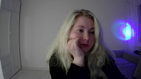 Milena new nonude shy blonde natural online show from May 13, 2026, 9:00 pm