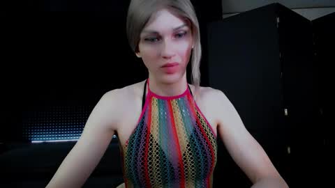 Snapshot of milena_hardy chatting on October 15, 2025, 4:56 am Milena Hardy online show from October 15, 2025, 4:56 am