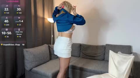 Milena online show from March 12, 2026, 6:19 am