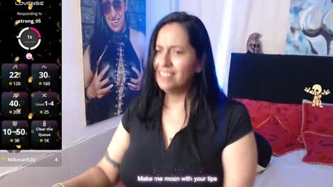 Snapshot of milenacams chatting on January 28, 2025, 8:26 pm milena online show from January 28, 2025, 8:26 pm