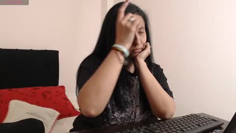 Snapshot of milenacams chatting on February 21, 2025, 9:22 pm milena online show from February 21, 2025, 9:22 pm