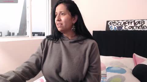 Snapshot of milenacams chatting on February 28, 2025, 9:33 pm milena online show from February 28, 2025, 9:33 pm