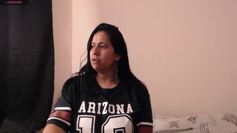 Snapshot of milenacams chatting on March 9, 2025, 9:14 pm milena online show from March 9, 2025, 9:14 pm