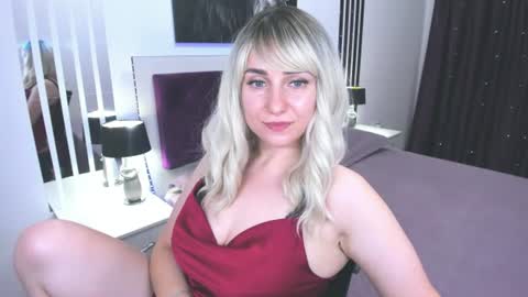 MilenaDaisy online show from June 29, 2026, 2:39 pm