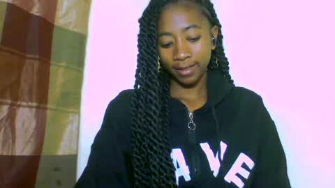 Snapshot of milennah chatting on July 20, 2026, 9:01 am milennah online show from July 20, 2026, 9:01 am