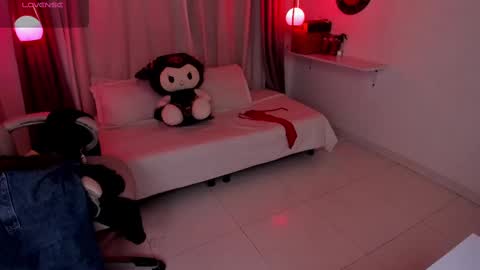 Snapshot of mileyberry chatting on October 24, 2025, 3:14 am IEY EY online show from October 24, 2025, 3:14 am