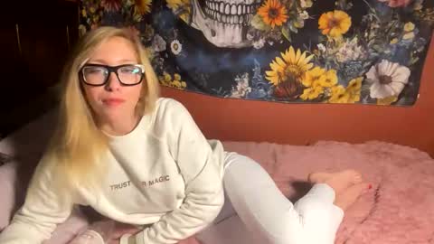 milf4everjenna online show from February 6, 2026, 3:33 am