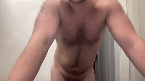 Snapshot of milfhunter1736 chatting on January 21, 2025, 5:38 am HungCollege online show from January 21, 2025, 5:38 am