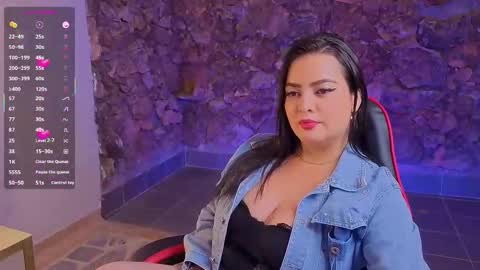 Snapshot of milfrosa_ chatting on November 18, 2025, 10:25 pm milfrosa_ online show from November 18, 2025, 10:25 pm