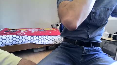 milkcock83 online show from October 11, 2025, 10:03 am