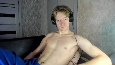 Isaac online show from February 4, 2025, 5:21 am