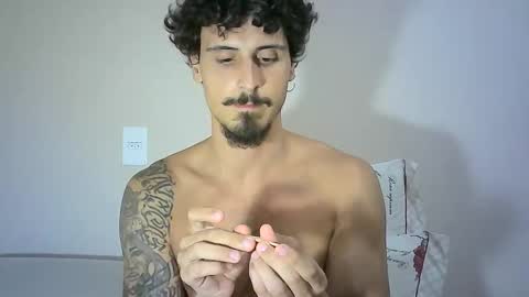 Snapshot of milkoffee chatting on January 9, 2025, 2:01 am milkoffee online show from January 9, 2025, 2:01 am