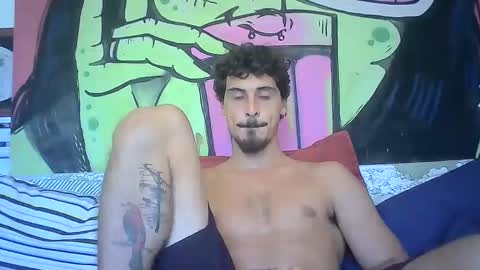 Snapshot of milkoffee chatting on March 1, 2025, 3:05 pm milkoffee online show from March 1, 2025, 3:05 pm