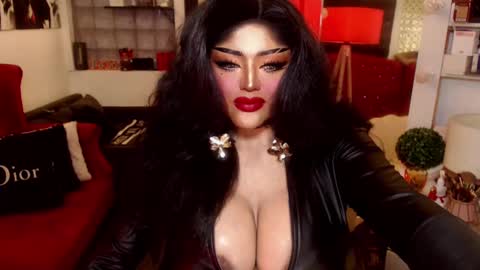 Snapshot of milkshakelavinia chatting on January 14, 2025, 5:40 am milkshakelavinia online show from January 14, 2025, 5:40 am