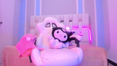 Snapshot of milkwhore1 chatting on February 13, 2026, 8:05 pm Michelle online show from February 13, 2026, 8:05 pm