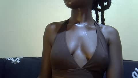 Snapshot of milky_cocoh chatting on April 23, 2026, 9:08 am milky_cocoh online show from April 23, 2026, 9:08 am