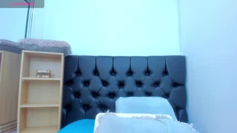 Snapshot of milky_way_18 chatting on February 5, 2025, 1:54 pm milky_way_18 online show from February 5, 2025, 1:54 pm