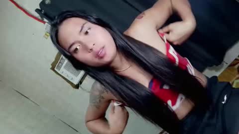 Snapshot of milkycumnel23 chatting on June 4, 2026, 2:34 pm NEL 23 online show from June 4, 2026, 2:34 pm