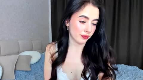 Snapshot of milla__moore chatting on October 28, 2025, 5:59 pm milla moore online show from October 28, 2025, 5:59 pm