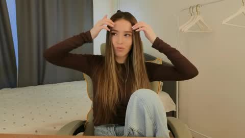 Eva online show from March 23, 2026, 4:27 am