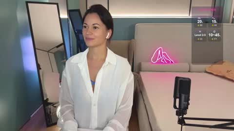 Mila online show from February 13, 2025, 8:13 pm