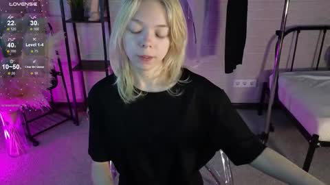 Hello  Im Mila online show from October 1, 2025, 1:44 am