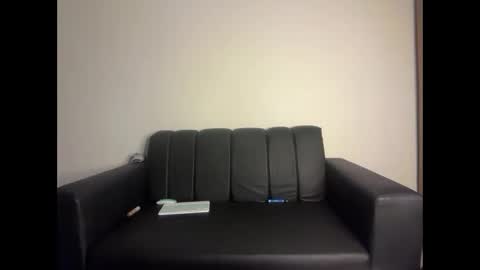 SlimnHungOH online show from March 17, 2026, 2:05 am