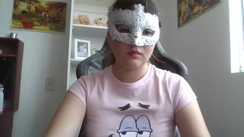 milleynoface online show from April 15, 2026, 8:31 pm