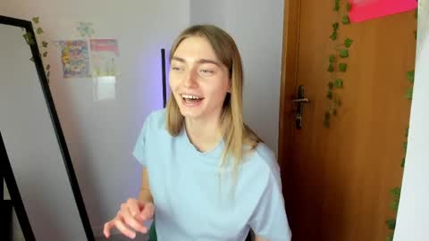 Snapshot of millie_lacroix chatting on May 18, 2026, 2:45 pm millie_lacroix online show from May 18, 2026, 2:45 pm