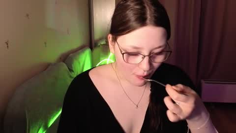 Millie online show from March 13, 2026, 12:06 am