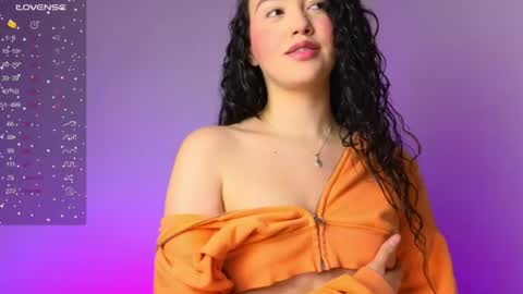 Snapshot of milly_01 chatting on June 20, 2026, 11:18 pm Milly online show from June 20, 2026, 11:18 pm