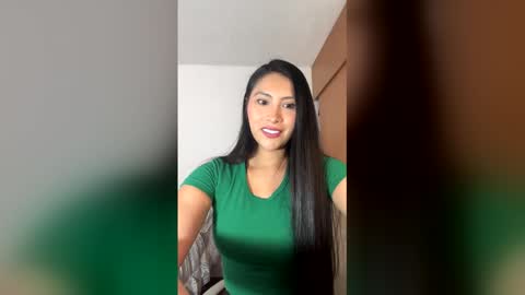 Snapshot of milly__taylorrr07 chatting on May 17, 2026, 6:59 pm milly__taylorrr07 online show from May 17, 2026, 6:59 pm