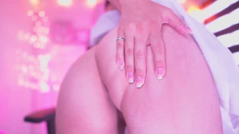 MILLY online show from December 10, 2024, 6:49 pm