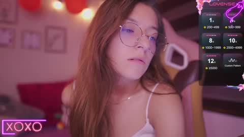 MILLY online show from February 21, 2025, 1:22 am